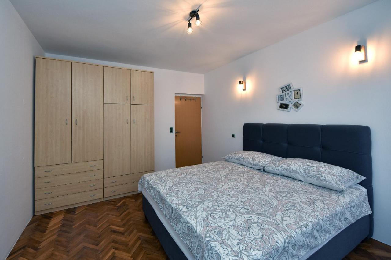 Family Apartment Sara Zára Kültér fotó